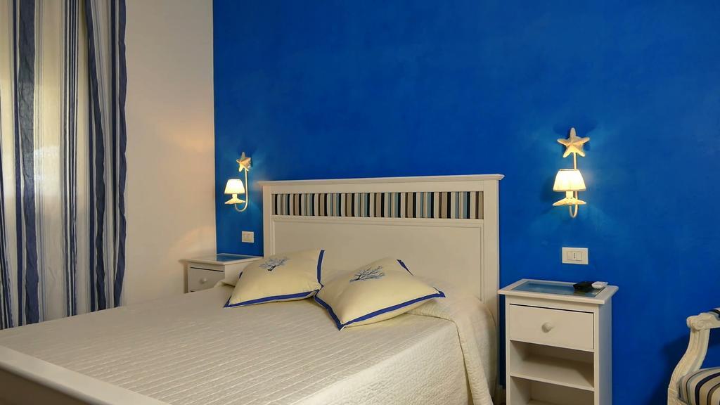 Bed & Breakfast Venezia Marina Di Carrara Habitación foto